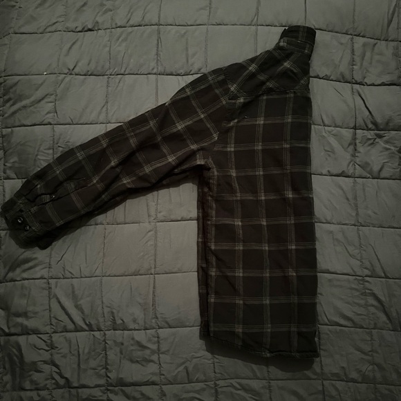 Button up flannel from Voyager - Picture 5 of 5